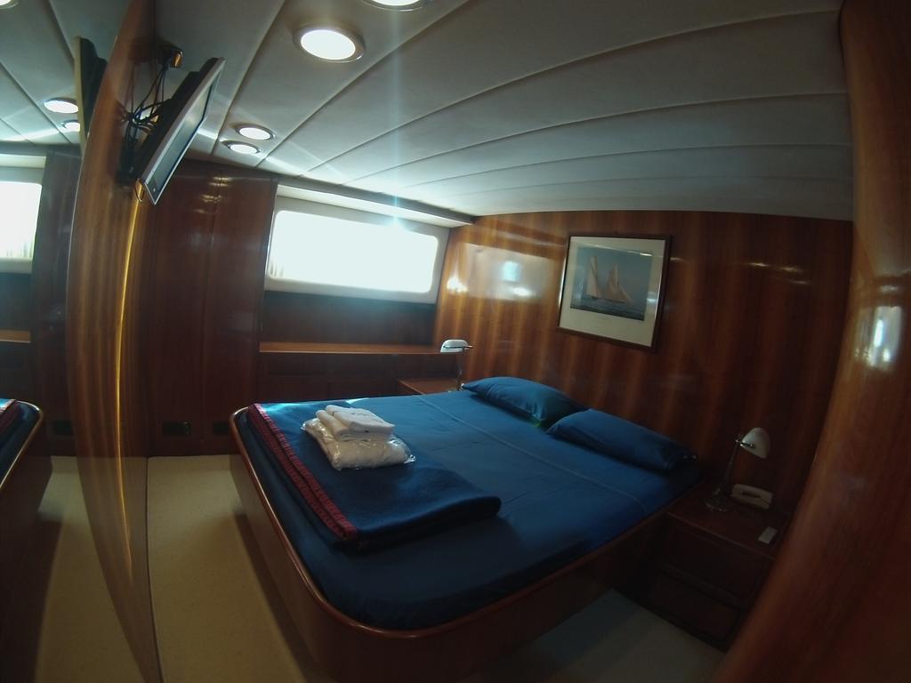 Riviera Boat Resort La Spezia Phòng bức ảnh